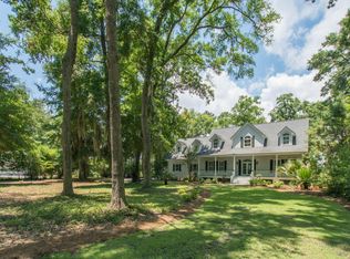 5 Ridge Rd, Beaufort, SC 29907
