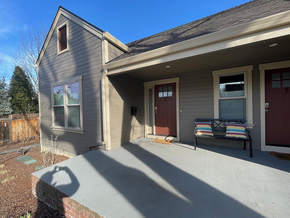 166 N Laurel St Ashland OR Zillow