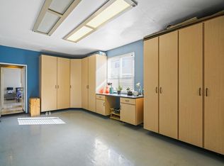 13917 Gardenia Ct, Corona, CA 92880