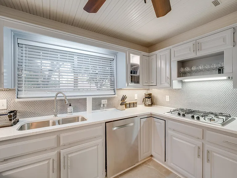 3614 Parader Ct — Photo 35