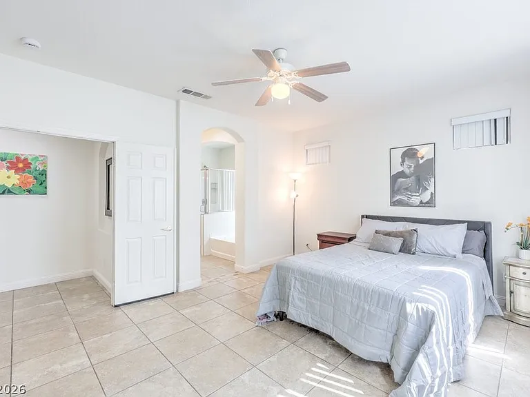 437 Eternity St — Photo 25