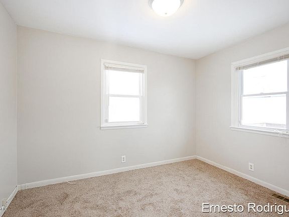 2nd image of 5808 Crippen Ave SW