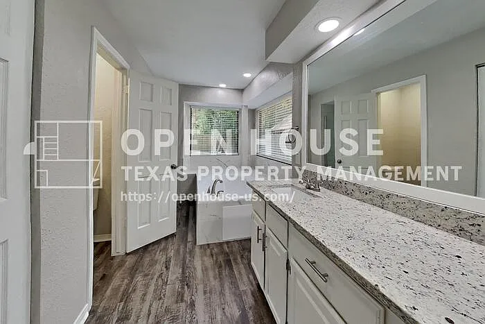 3806 Village Oaks Dr — Photo 15