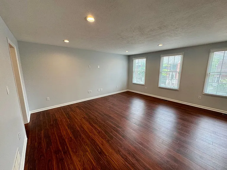 307 Marshall Heights Dr — Photo 9
