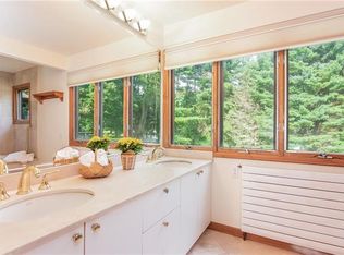 13 Pinesbridge Rd, Amawalk, NY 10501