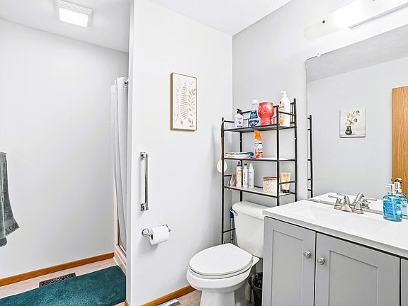 5th image of 4890 Brannan Dr W