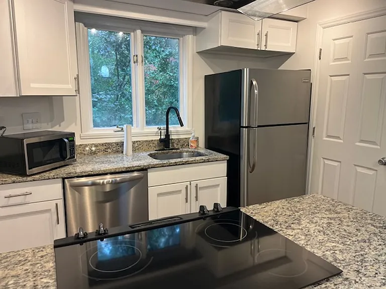 433 W 8th St #66 — Photo 7