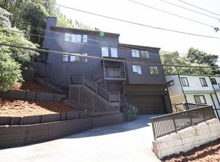 6768 Banning Dr, Oakland, CA