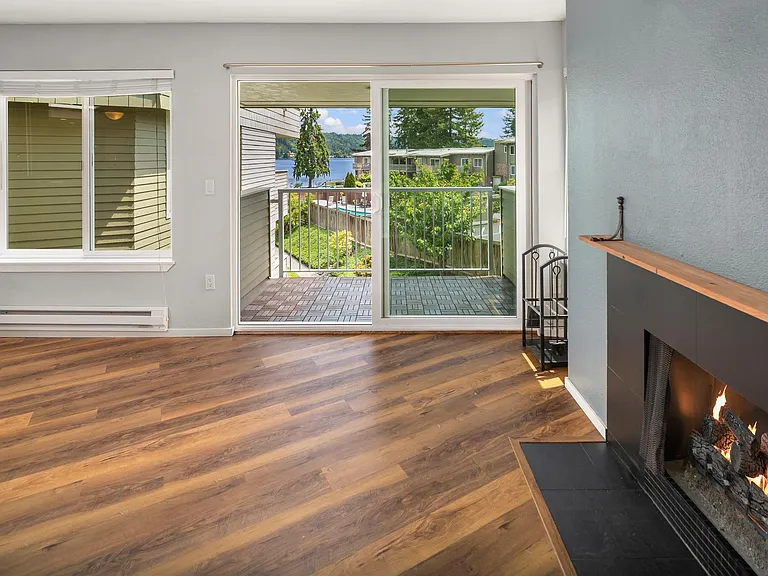 4214 W Lake Sammamish Pkwy NE #301 — Photo 14