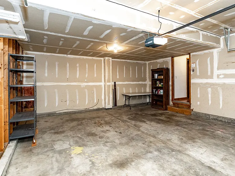 6930 Native Cir — Photo 49