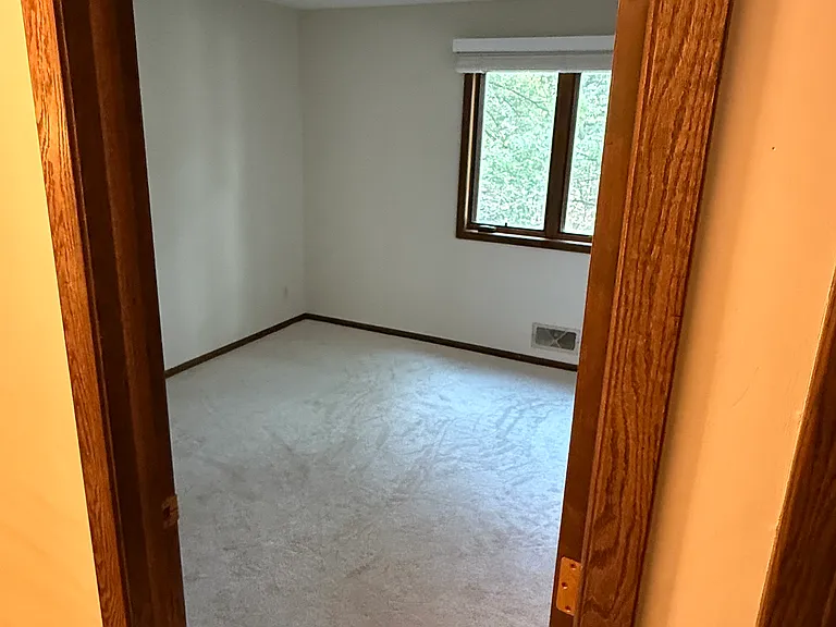 5610 Matterhorn Dr NE — Photo 13