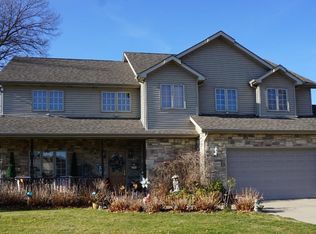 2168 Bravo Ct, Portage, IN 46368