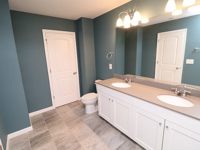 755 Amarra Dr — Photo 32