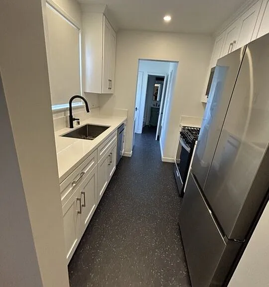 10574 Ayres Ave — Photo 3