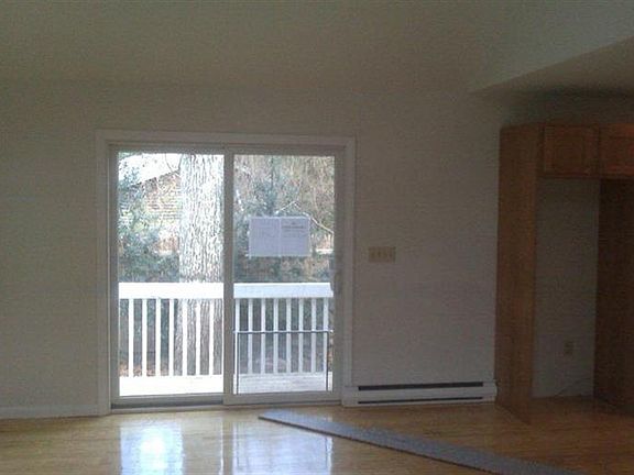 5th image of 2 Upper Douglas Lane