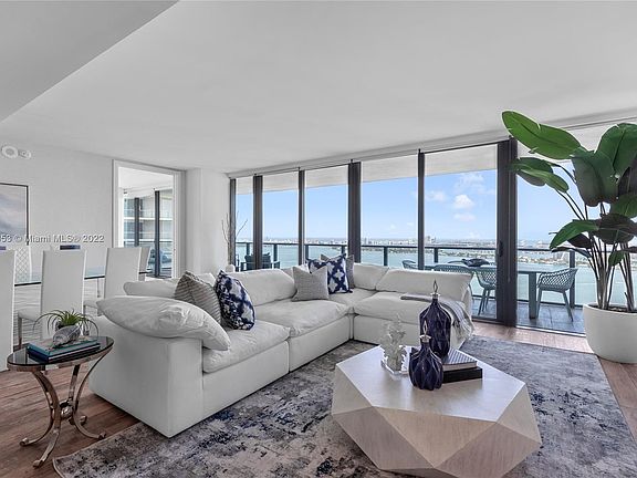 2nd image of 650 NE 32nd St #4806-4807
