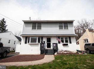528 Parkview Ave, Penndel, PA