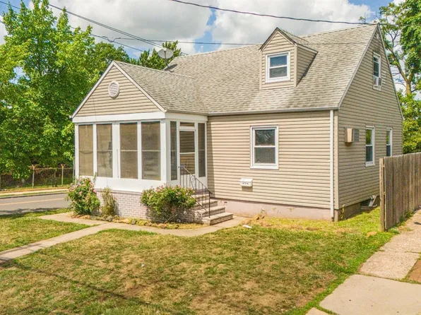 19 7th St, New Brunswick, NJ 08901