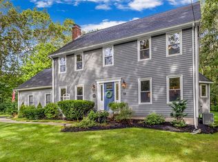 19 Peters Ln, Franklin, MA 02038
