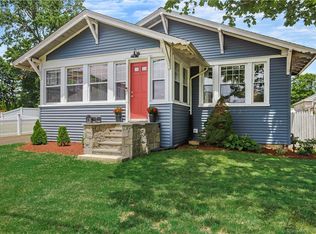 8 Sunset Hill Ave, Norwalk, CT 06851