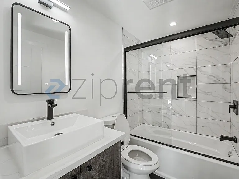 246 N Dillon St #1/2 — Photo 17