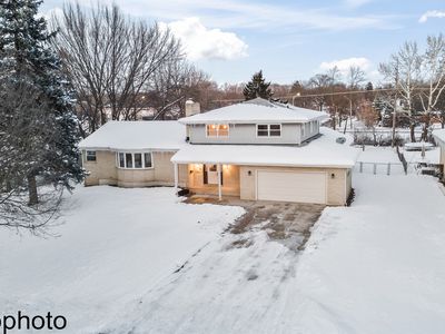 1414 W Vine St, Arlington Heights, IL, 60005