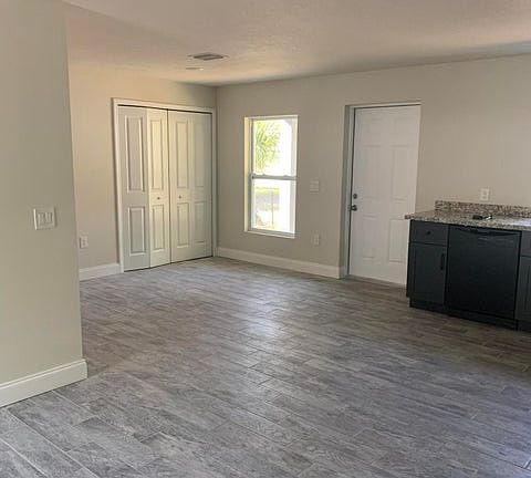 4th image of 4365 Alpine Ln
