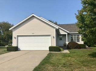 6892 Rosecrest Dr SE, Caledonia, MI 49316