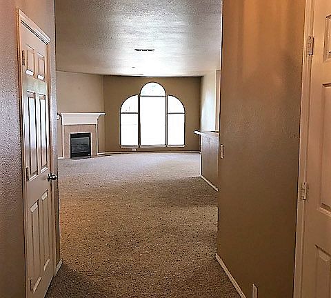 2nd image of 8212 Livingston Ln