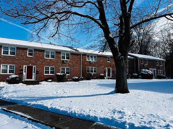 2nd image of 540 Granby Rd #77C