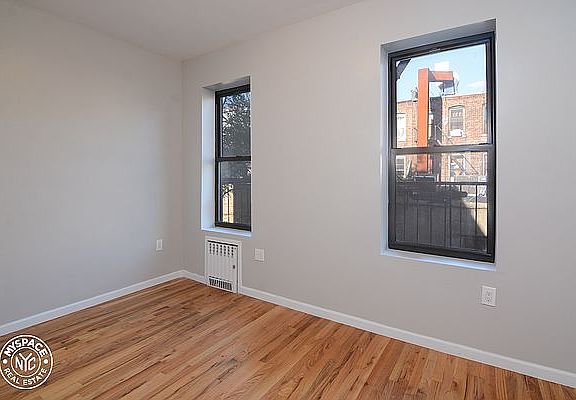 5th image of 365 E 21st St APT 2B