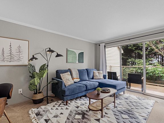 3rd image of 4115 178th Ln SE APT 5