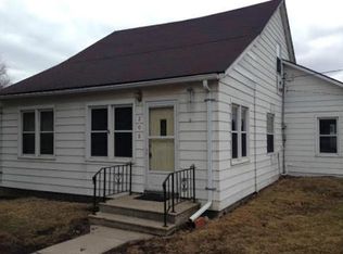 208 Pleasant St, Van Meter, IA 50261