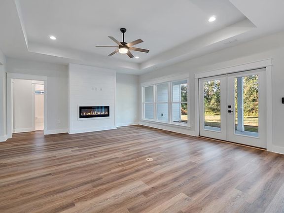 5th image of 2164 Palace Pl