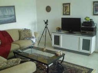 4031 Nueces Dr, Galveston, TX 77554