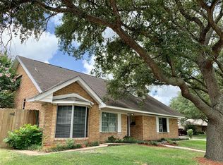 608 Glenmore Dr, Pasadena, TX 77503