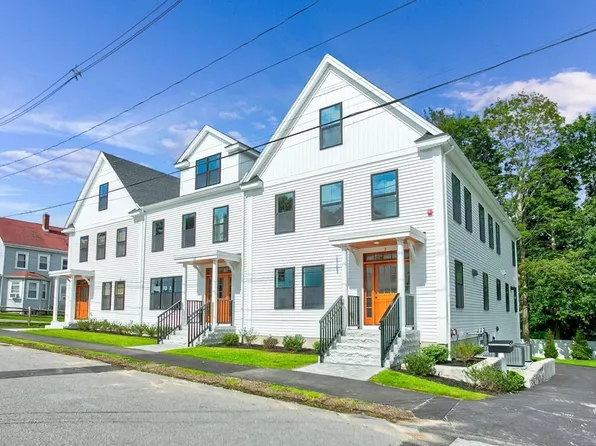 22 Wright St #3, Stoneham, MA 02180