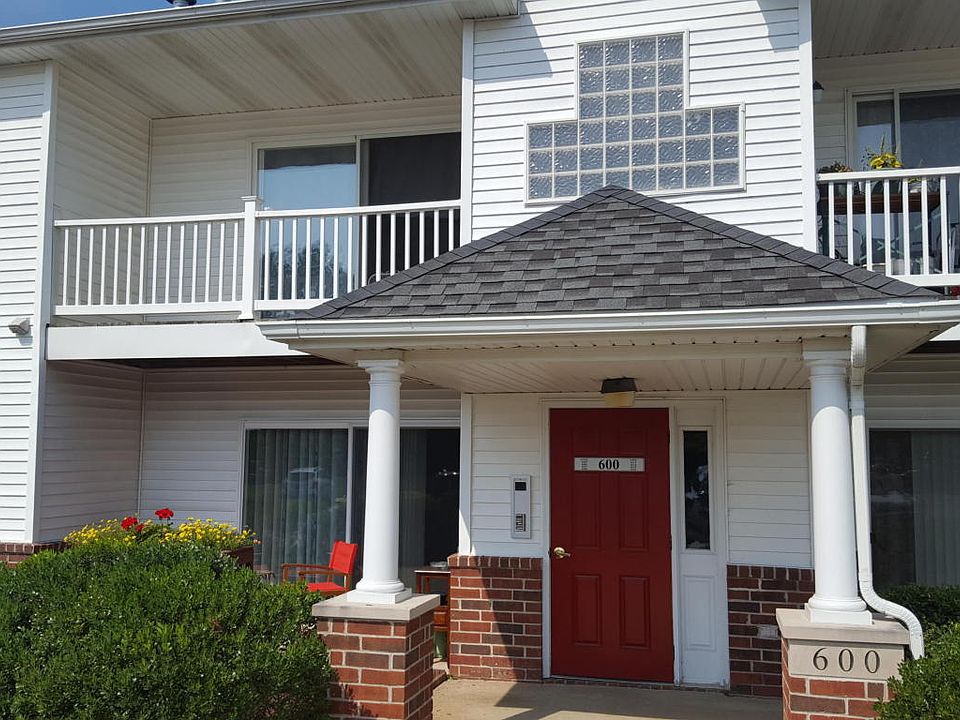 1st image of 613 Carom Cir #13