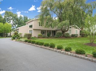 15 Kilmer Dr, Hillsborough, NJ 08844