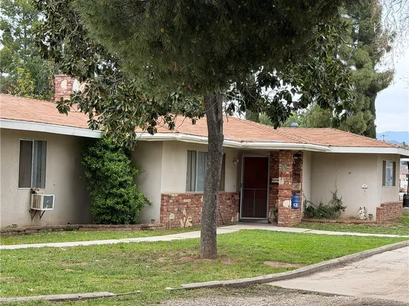 34726 Santa Rosa Dr, Yucaipa, CA 92399