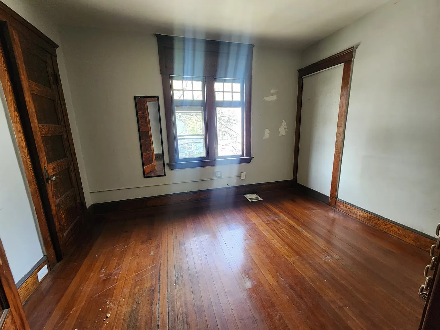 5 bed, 2.5 bath, $2,250 — Photo 3