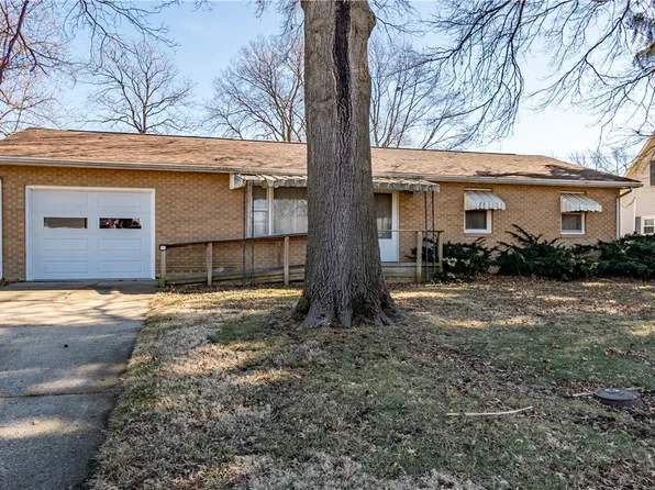 616 S Main St, Sullivan, IL 61951