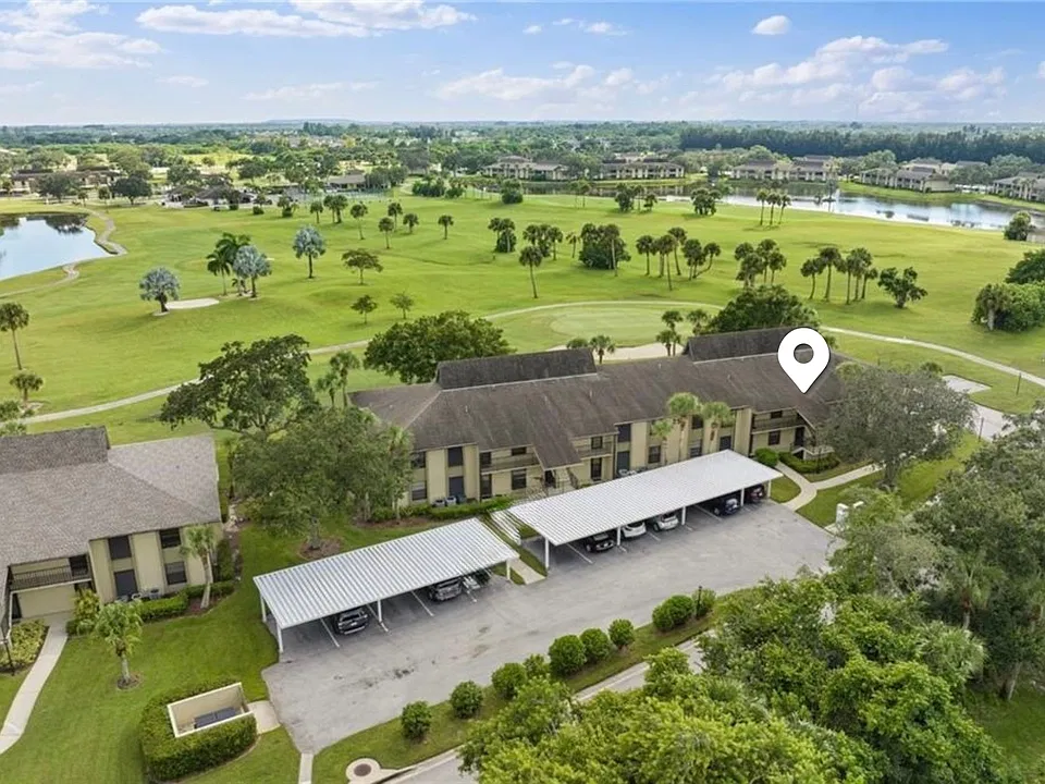 25 Plantation Dr #205