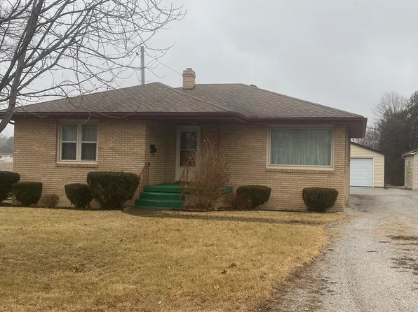 911 N Otter Creek Rd, Streator, IL 61364