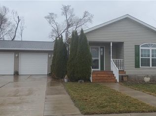 1401 31st St, Perry, IA 50220