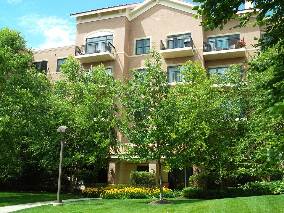 Arbor Court Condos