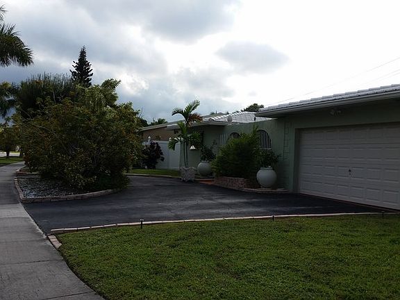 2nd image of 20806 Highland Lakes Blvd