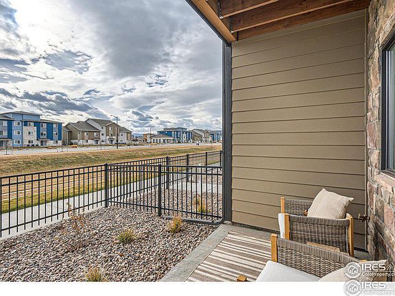 4th image of 845 Birdwhistle Ln #6