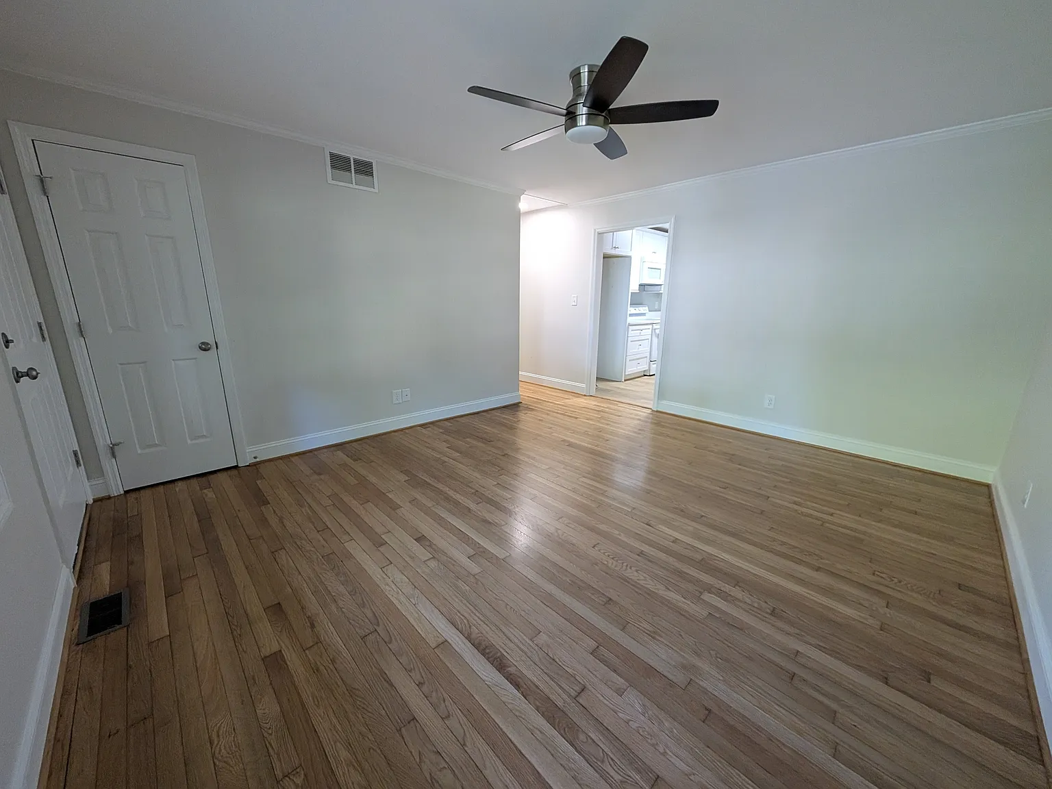 1274 Tredwell Drive - 1 — Photo 2