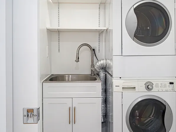 146 West 57th Street image 6 of 25